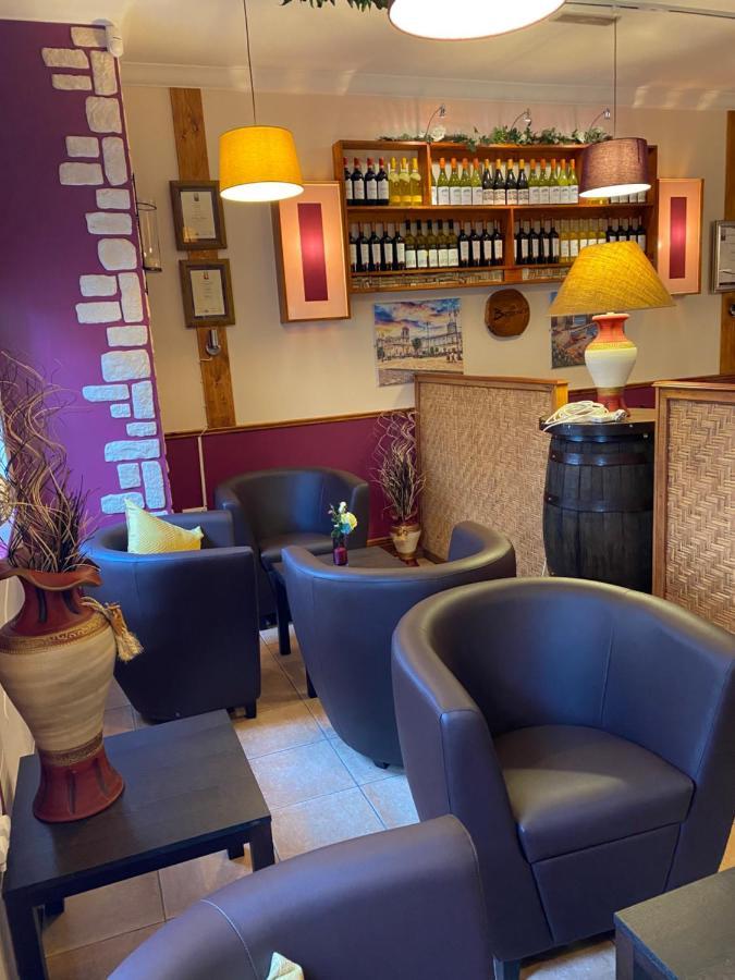 Befani'S Mediterranean Restaurant & Townhouse Clonmel Exterior photo